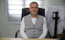 Depremde anne ve babalarını kaybeden kardeşler, depremzedelere sağlık hizmeti veriyor